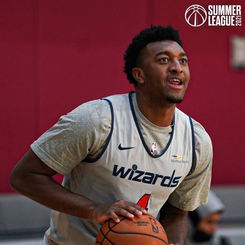 Kyree Walker 2025 – Net Worth, Salary, Records, and Endorsements