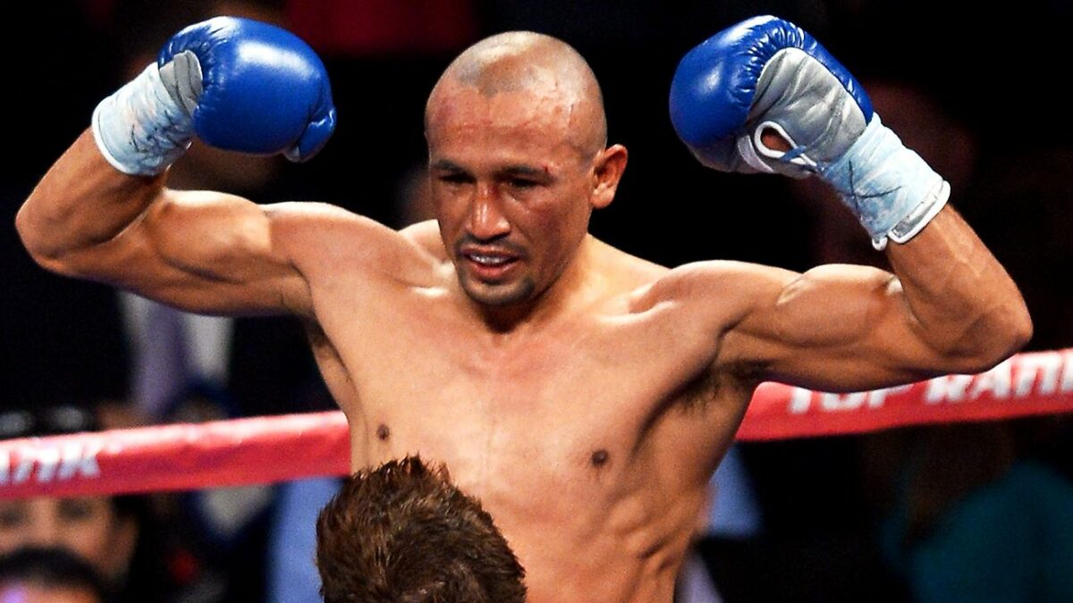 Retired Orlando Salido’s Net Worth makes him one of the richest Mexican boxers