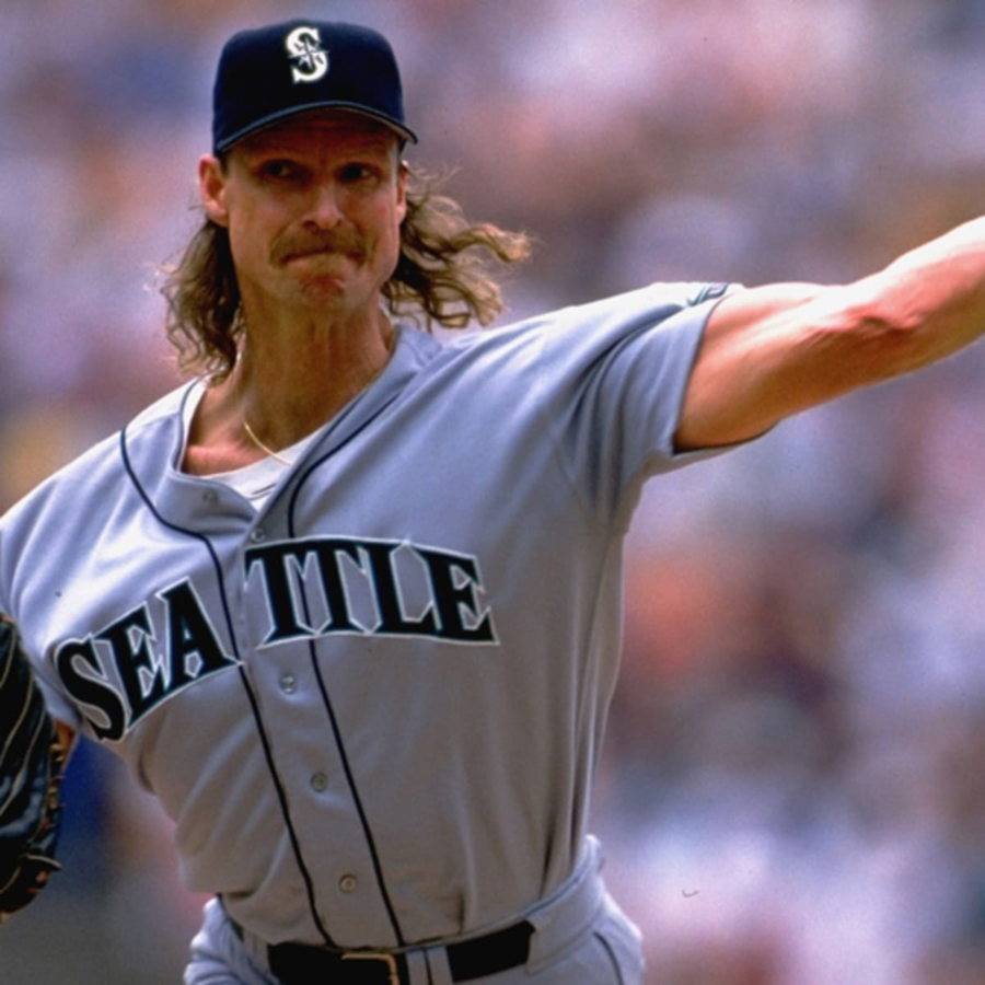 Retired MLB player Randy Johnson is a Photojournalist – Check his Net Worth