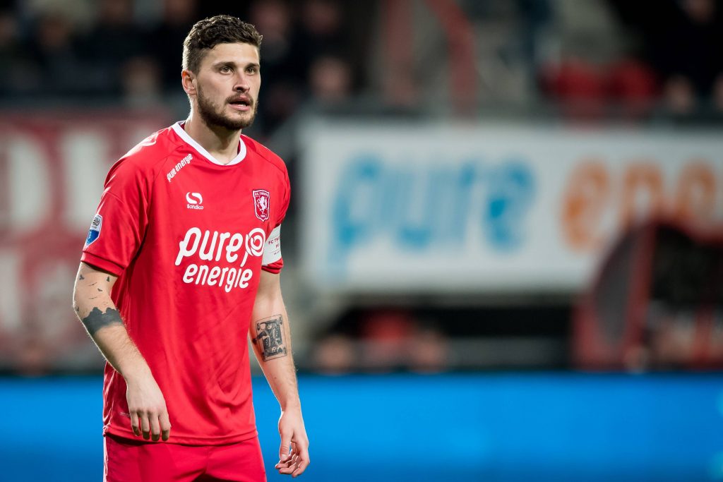 Arsenal signing this 30-year-old Leeds star would be a great boost to their midfield ranks