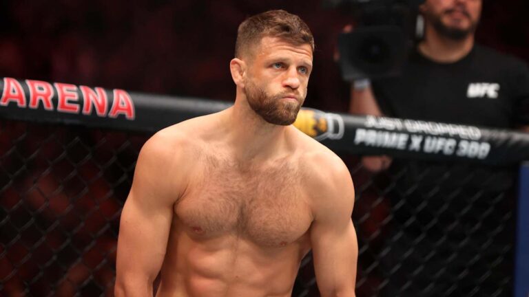 What is the Net Worth of American MMA Fighter Calvin Kattar?