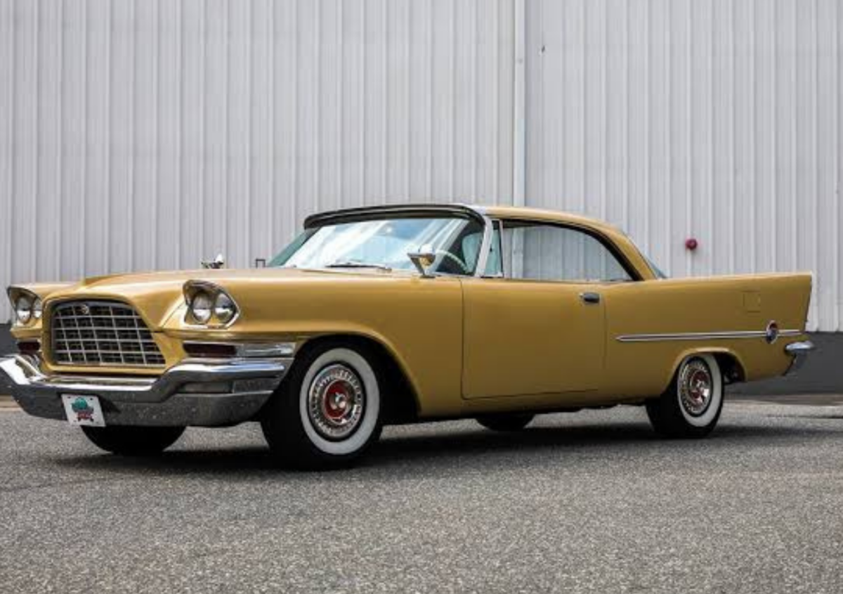 Iconic Chrysler 300 cars