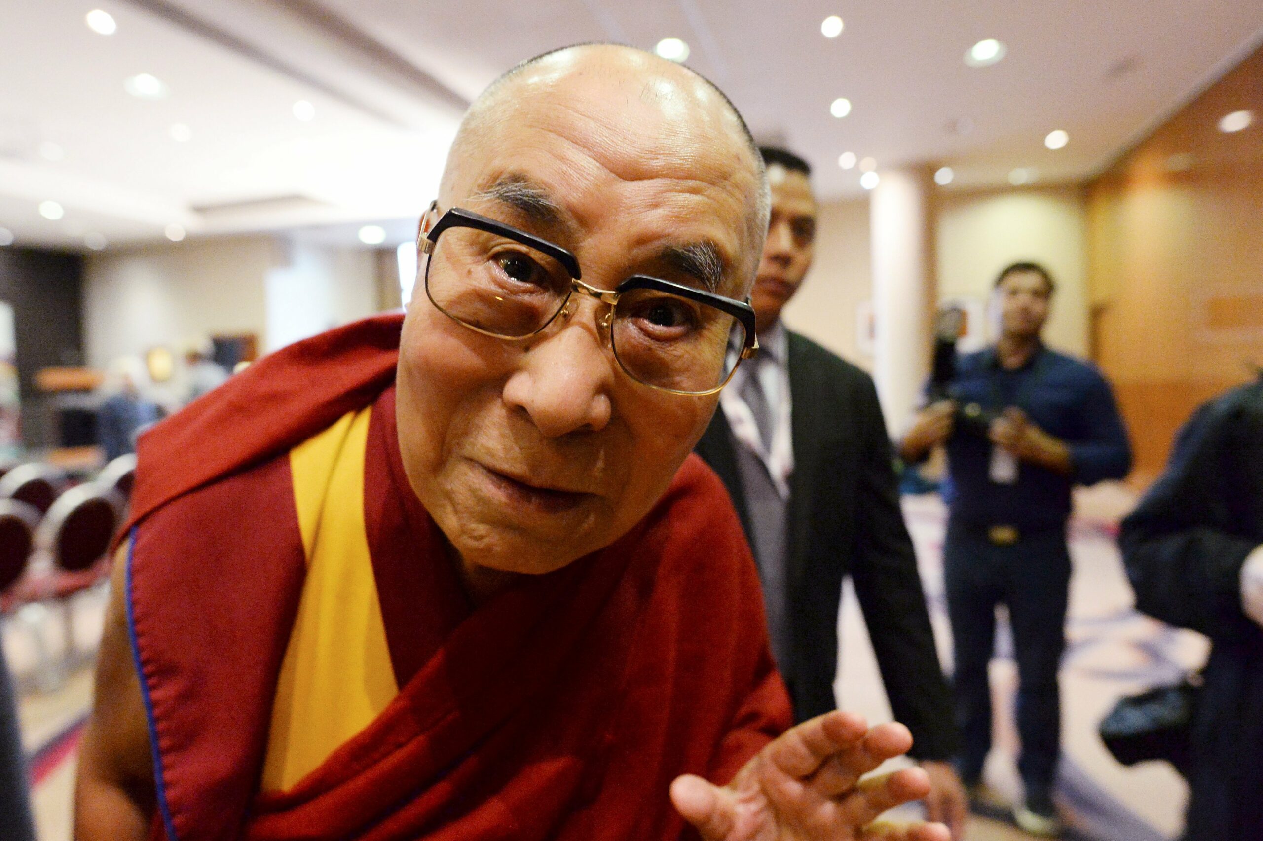 Is the Dalai Lama married? What recent controversy has the Dalai Lama been in?