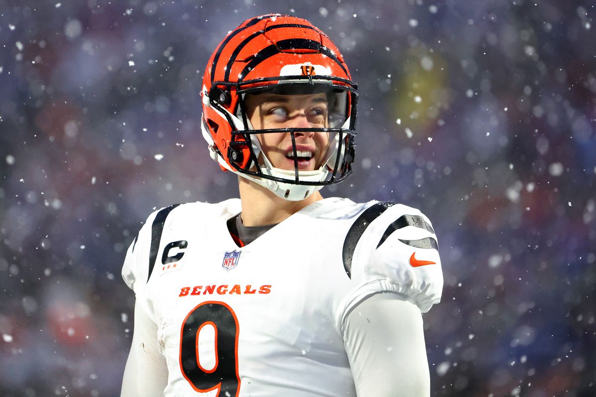 Joe Burrow Net Worth 2023: NFL Contract, Bengals Salary – StyleCaster