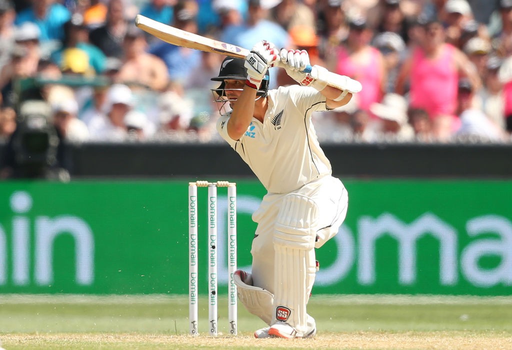 BJ Watling loses his wicket in freakish circumstances ...