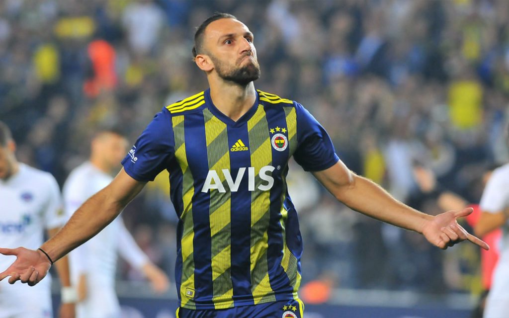 Fenerbahce striker Vedat Muriqi celebrates after scoring. (Getty Images)