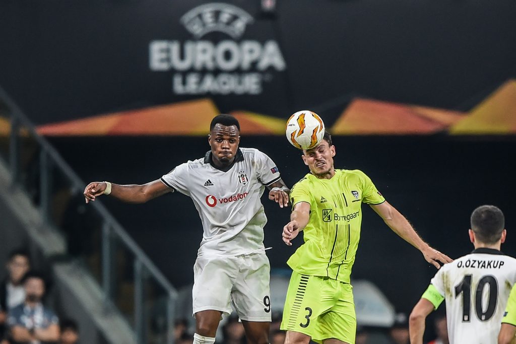 Cyle Larin (L) in action for Besiktas (Getty Images)