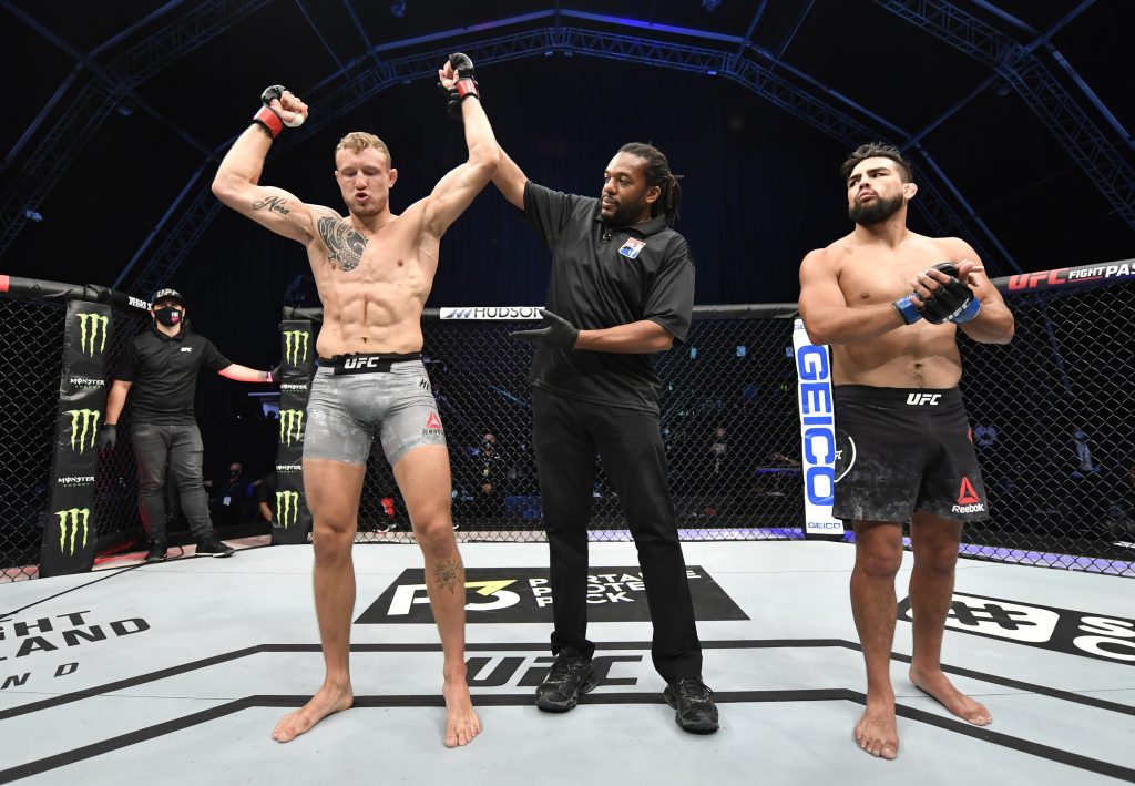 Jack Hermansson of Sweden celebrates after his submission victory over Kelvin Gastelum in their middleweight bout. (Photo by Jeff Bottari/Zuffa LLC via Getty Images)