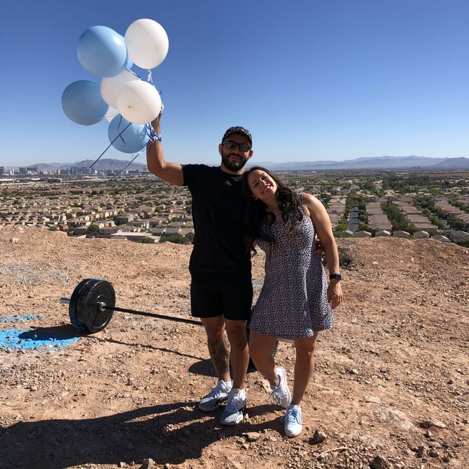 Dan Ige and his wife Savannah Ige will welcome a baby boy soon