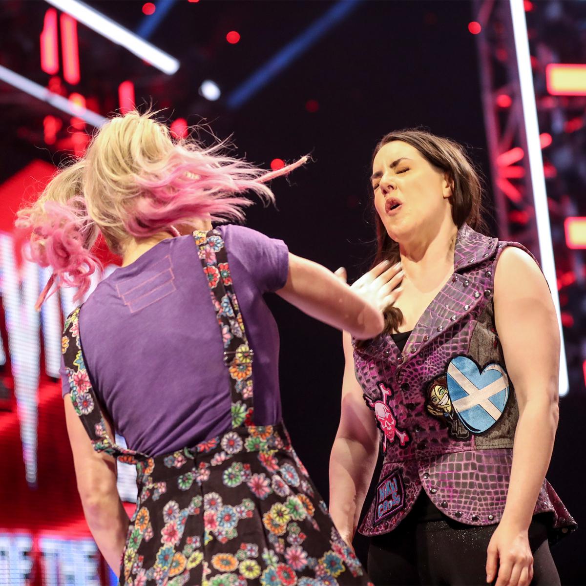 Alexa Bliss slaps Nikki Cross on WWE Raw