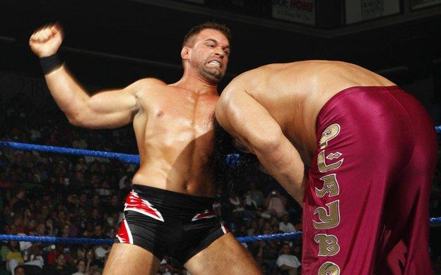 Charlie Haas exchanging blows with The Great Khali during his stint with WWE. (WWE)