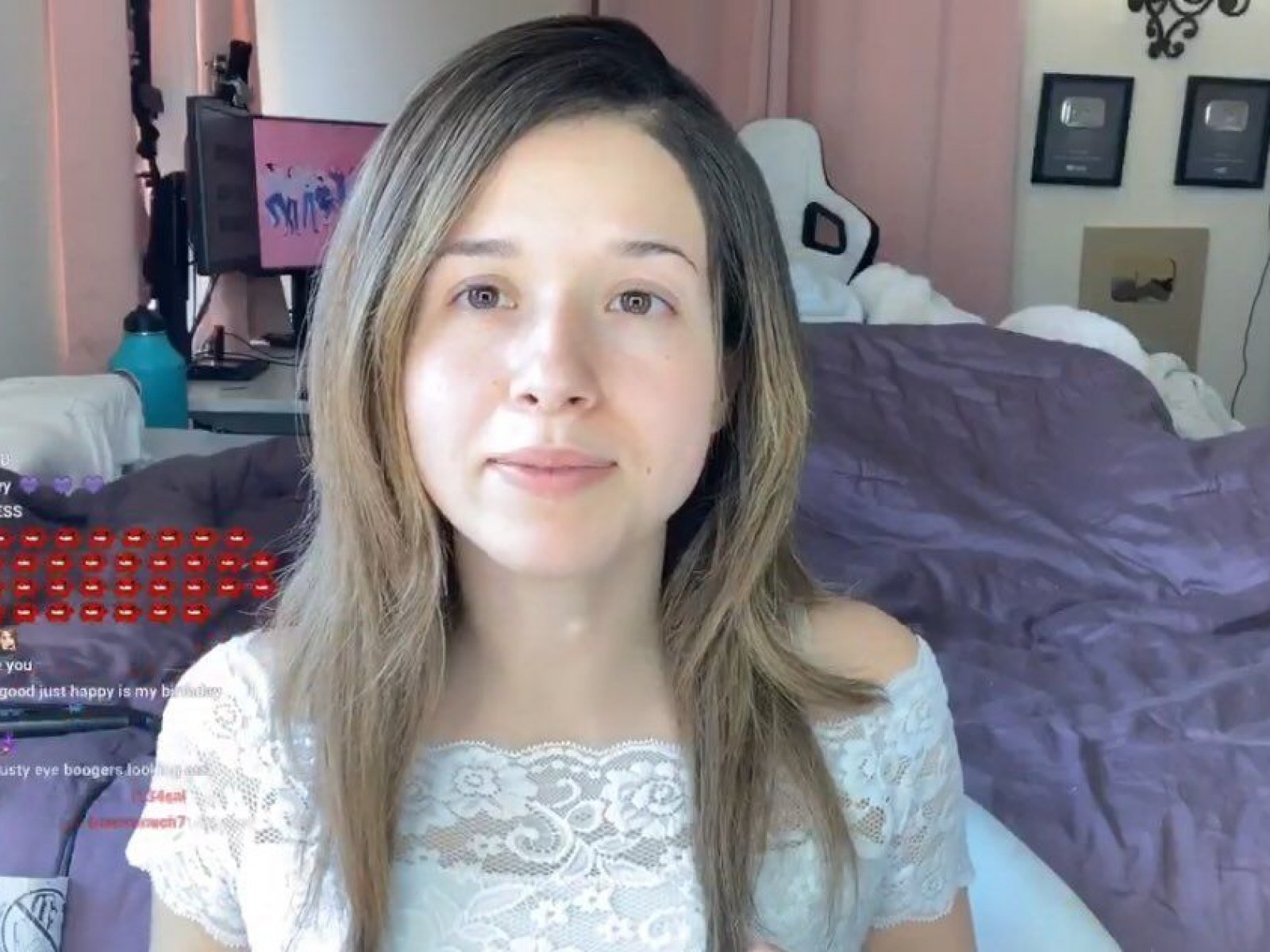Pokimane with no make up made a ton of news recently