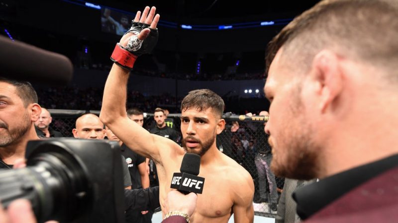 Yair Rodriguez and Michael Bisping