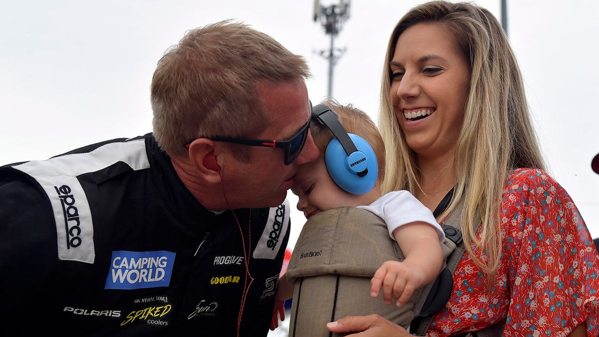 Greg Biffle's Wife's Text Moments Before Fatal Plane Crash Is Both Terrifying And Sad 1 Greg Biffle, wife and family