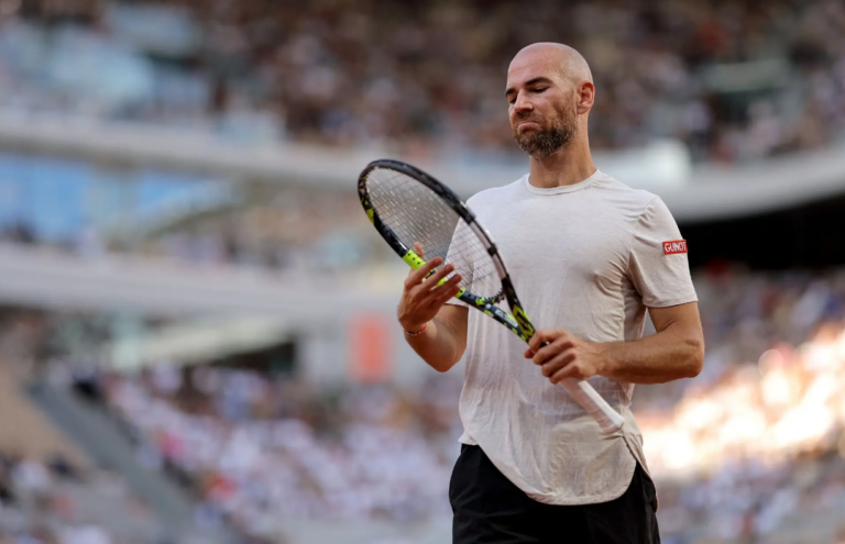 Who is the girlfriend of Adrian Mannarino?