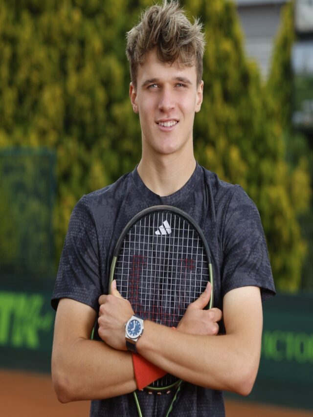 JAKUB MENSIK 2023: NET WORTH, SALARY, PERSONAL LIFE
