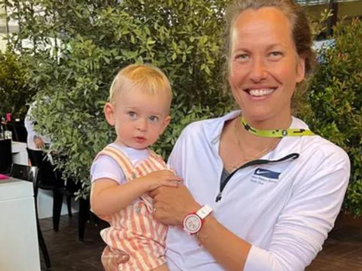 Barbora Strycova with her kid