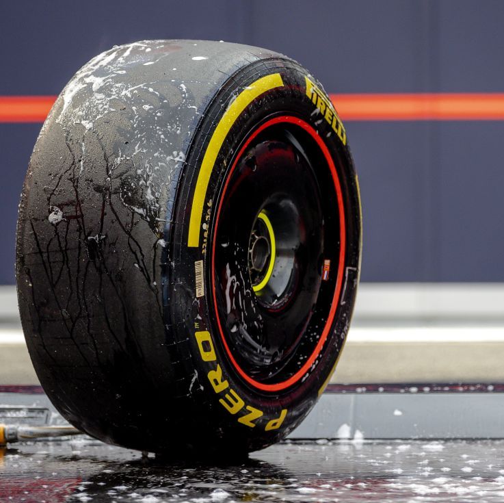 F1 tyres