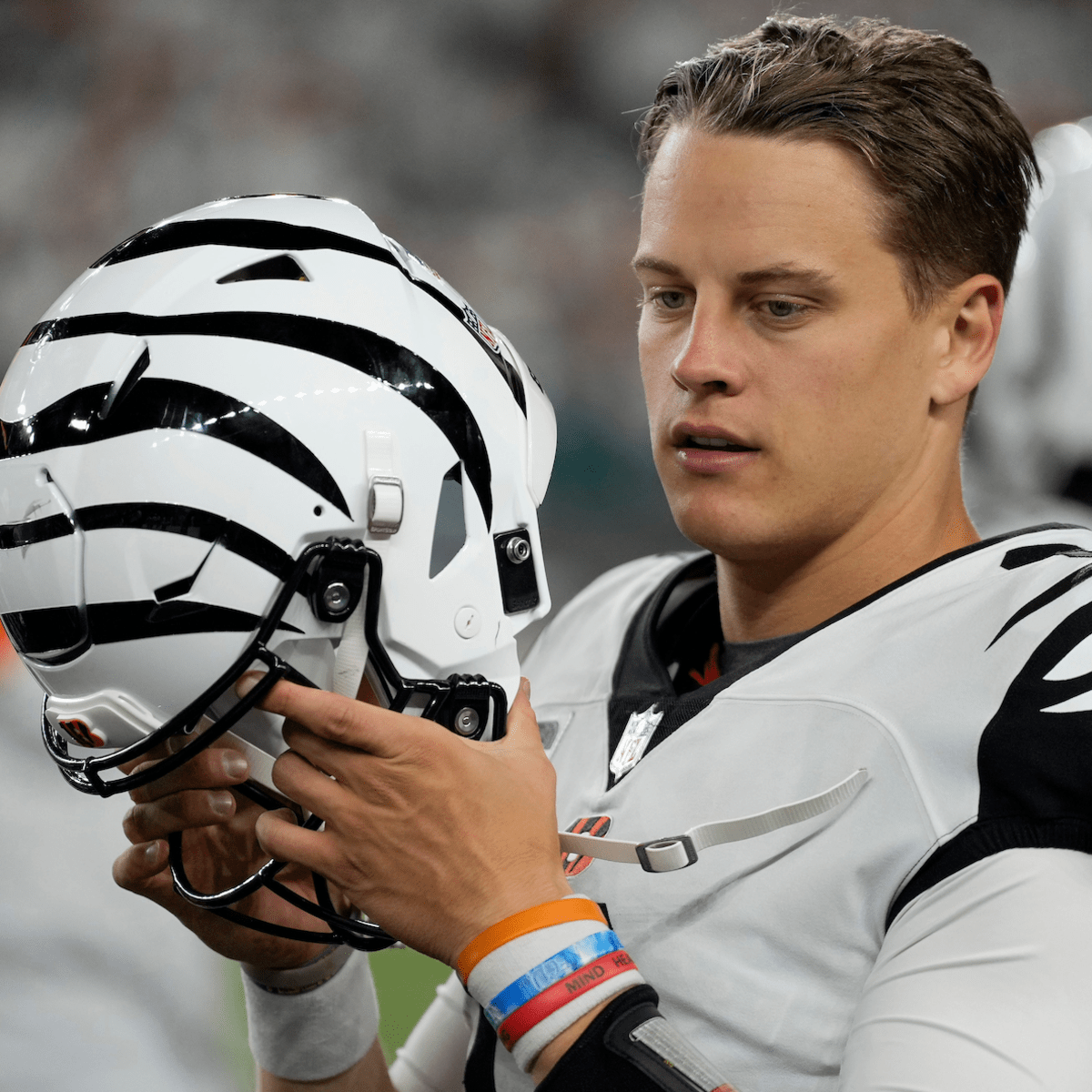 Joe Burrow Net Worth 2023: NFL Contract, Bengals Salary – StyleCaster